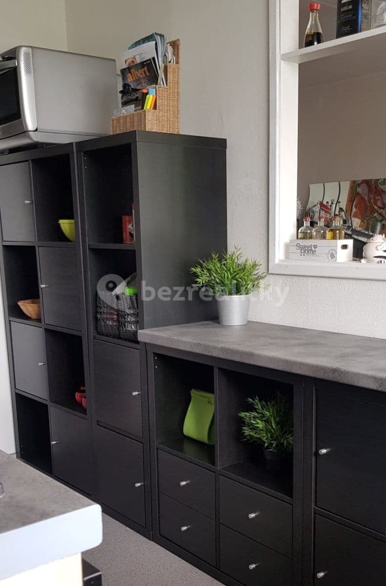 Prenájom bytu 3-izbový 85 m², Vackova, Praha, Praha Prenájom bytu 3-izbový 85 m², Vackova, Praha, Praha