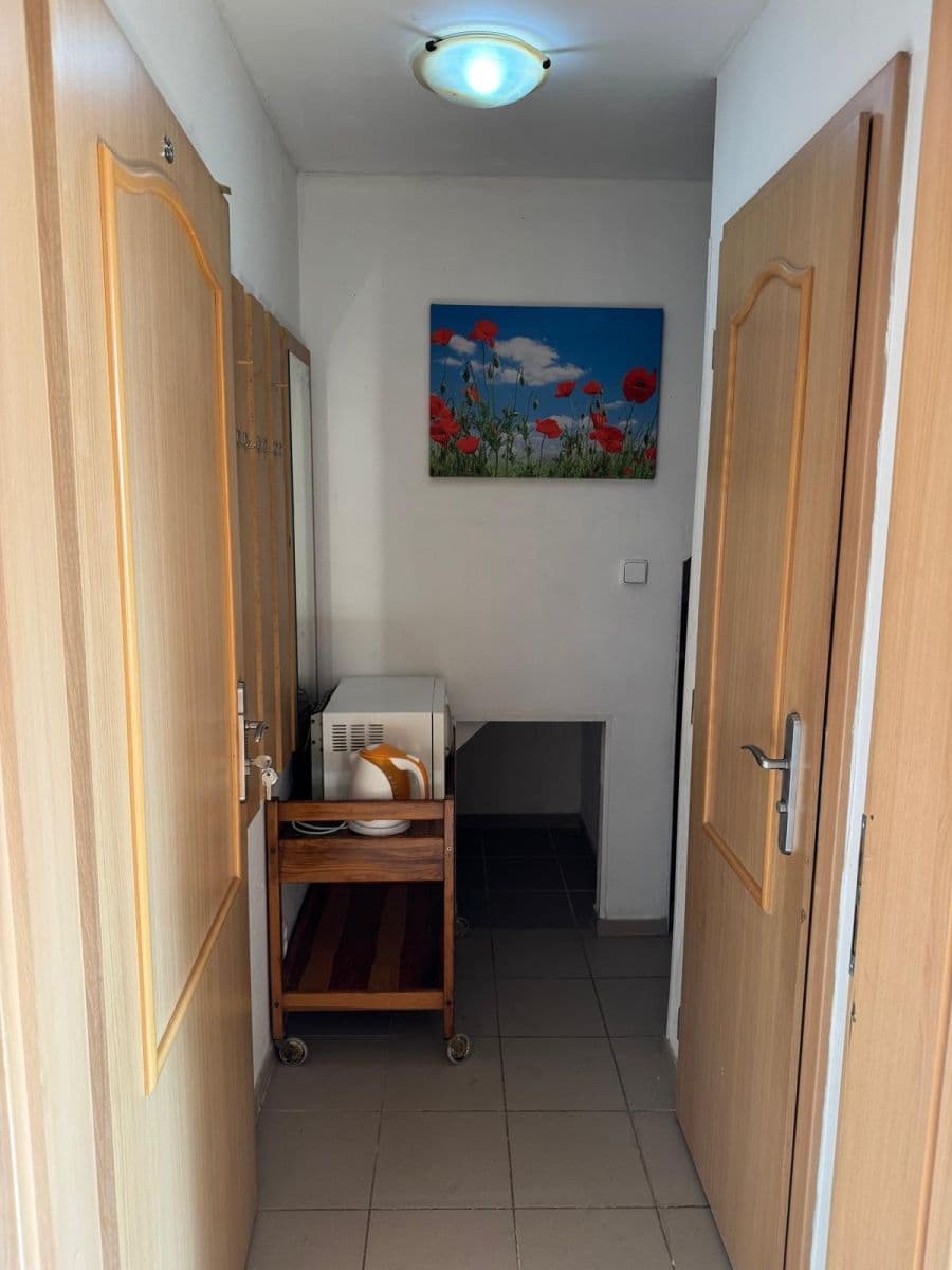 Prenájom bytu 2-izbový 50 m², Hořelická, Rudná, Středočeský kraj Prenájom bytu 2-izbový 50 m², Hořelická, Rudná, Středočeský kraj