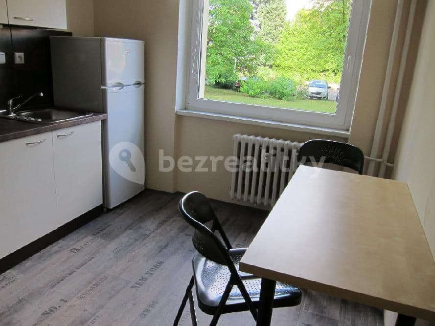 Prenájom bytu 1-izbový 41 m², Minická, Praha, Praha Prenájom bytu 1-izbový 41 m², Minická, Praha, Praha