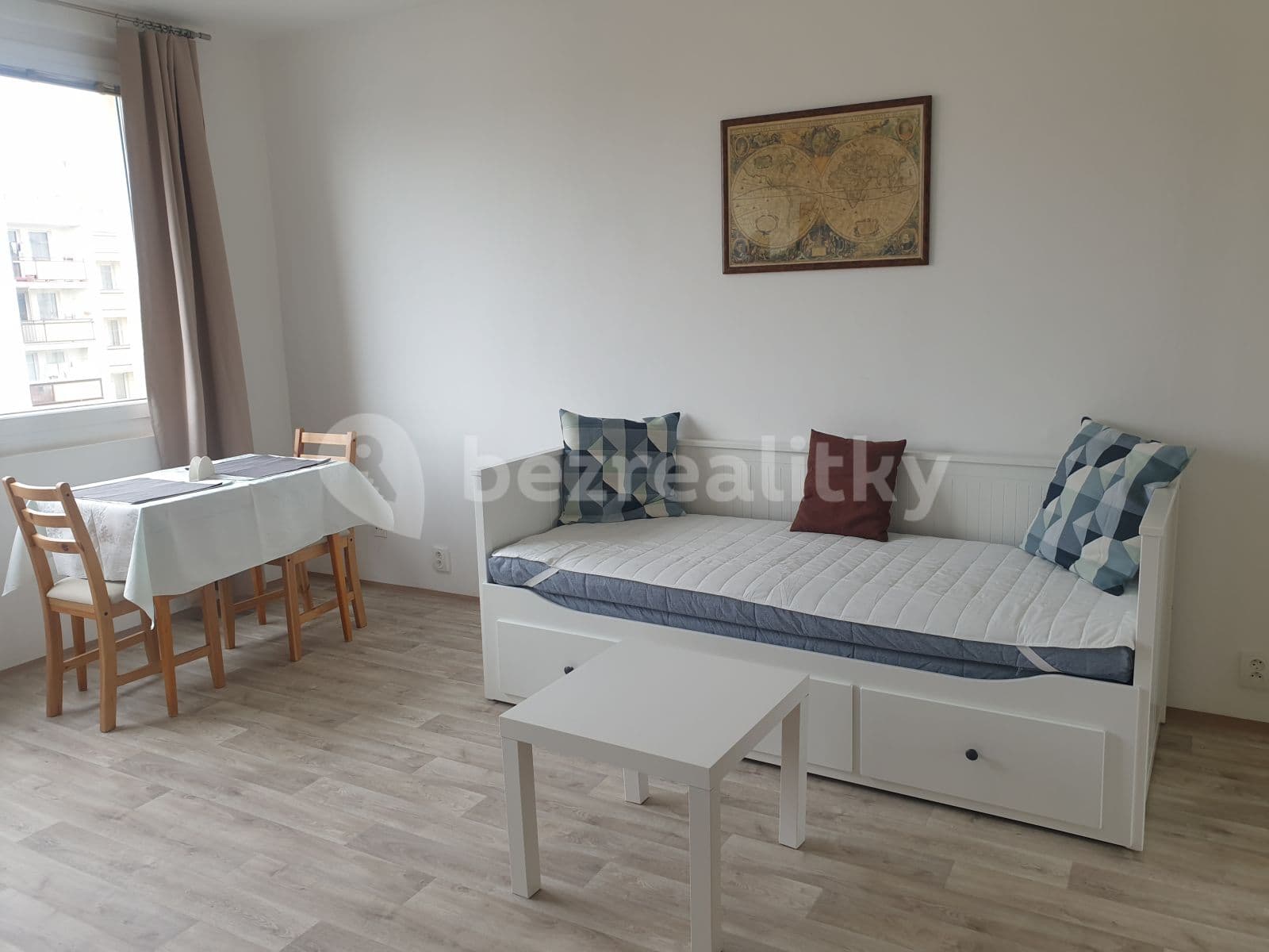 Prenájom bytu 1-izbový 30 m², Brodského, Praha, Praha Prenájom bytu 1-izbový 30 m², Brodského, Praha, Praha