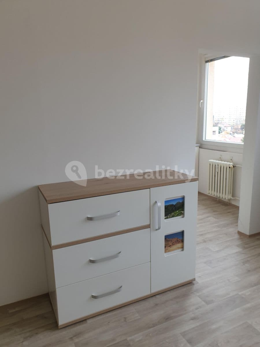 Prenájom bytu 1-izbový 30 m², Brodského, Praha, Praha Prenájom bytu 1-izbový 30 m², Brodského, Praha, Praha
