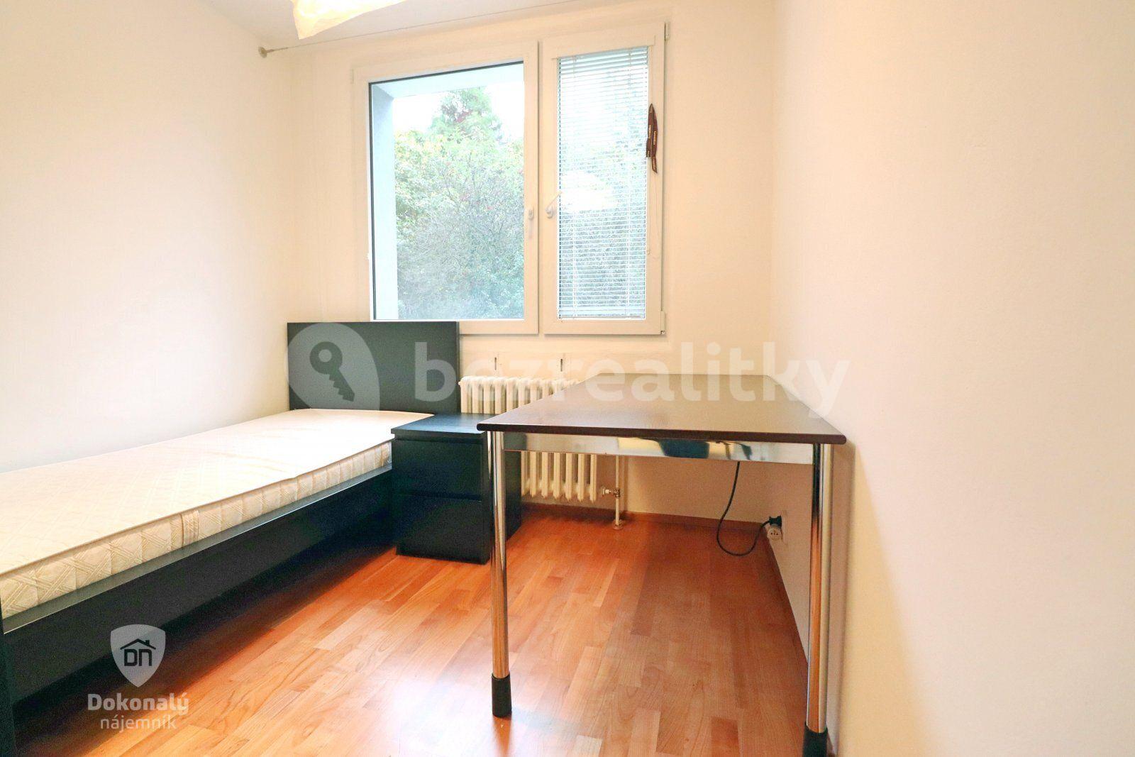 Prenájom bytu 4-izbový 84 m², Na Okrouhlíku, Praha, Praha