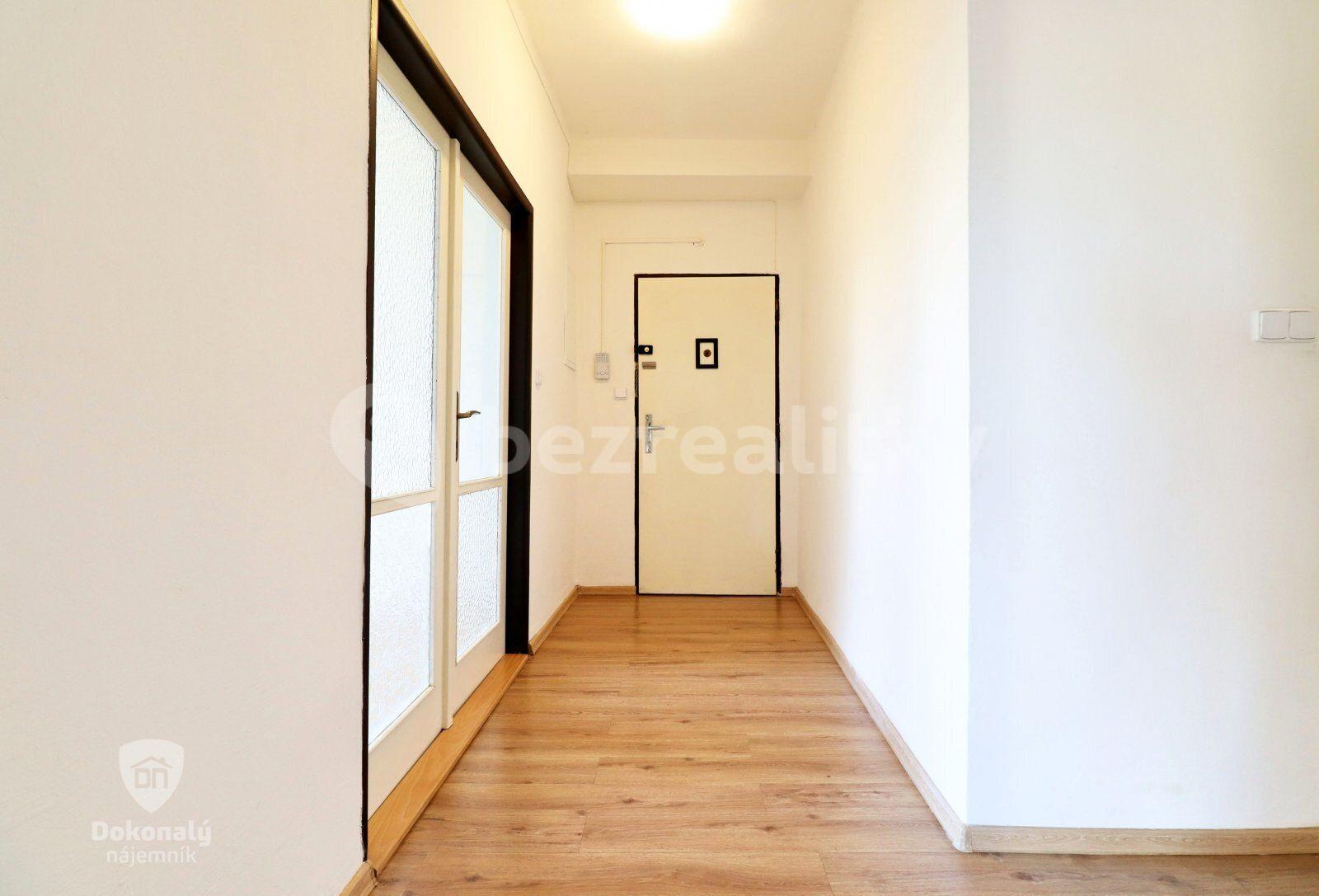 Prenájom bytu 3-izbový 84 m², Vrchlického, Kladno, Středočeský kraj