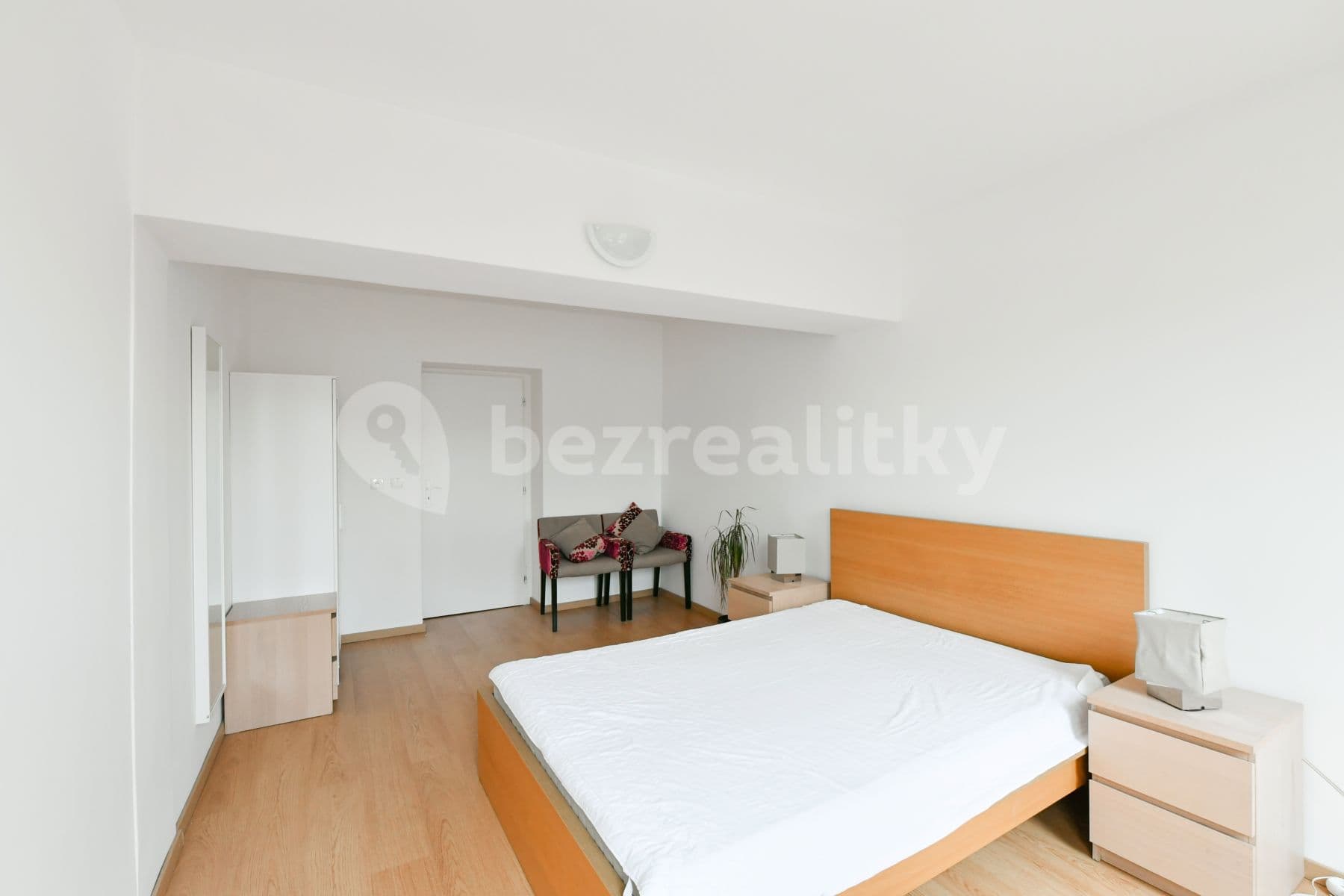 Predaj bytu 3-izbový 89 m², Roháčova, Praha, Praha