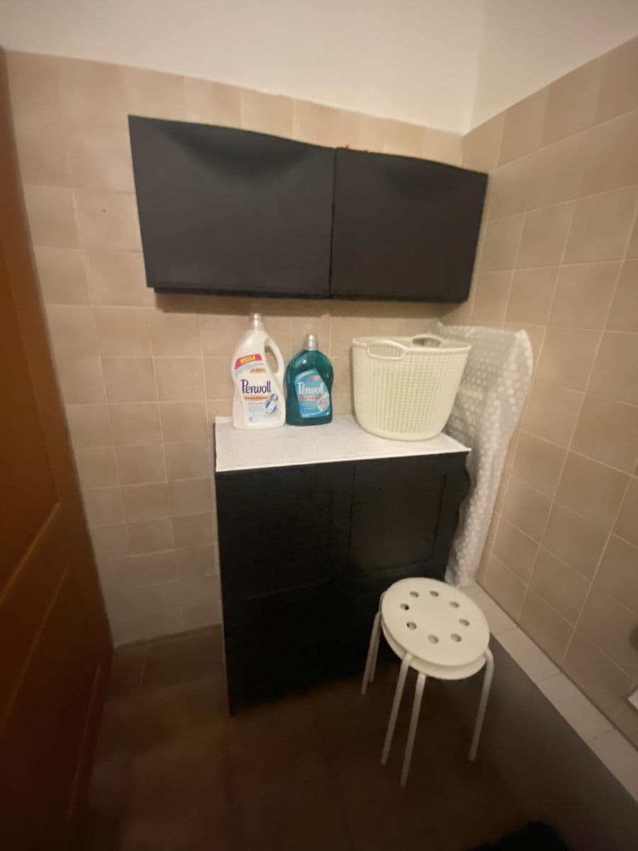 Prenájom bytu Garsoniéra 19 m², Pod Kotlářkou, Praha, Praha Prenájom bytu Garsoniéra 19 m², Pod Kotlářkou, Praha, Praha