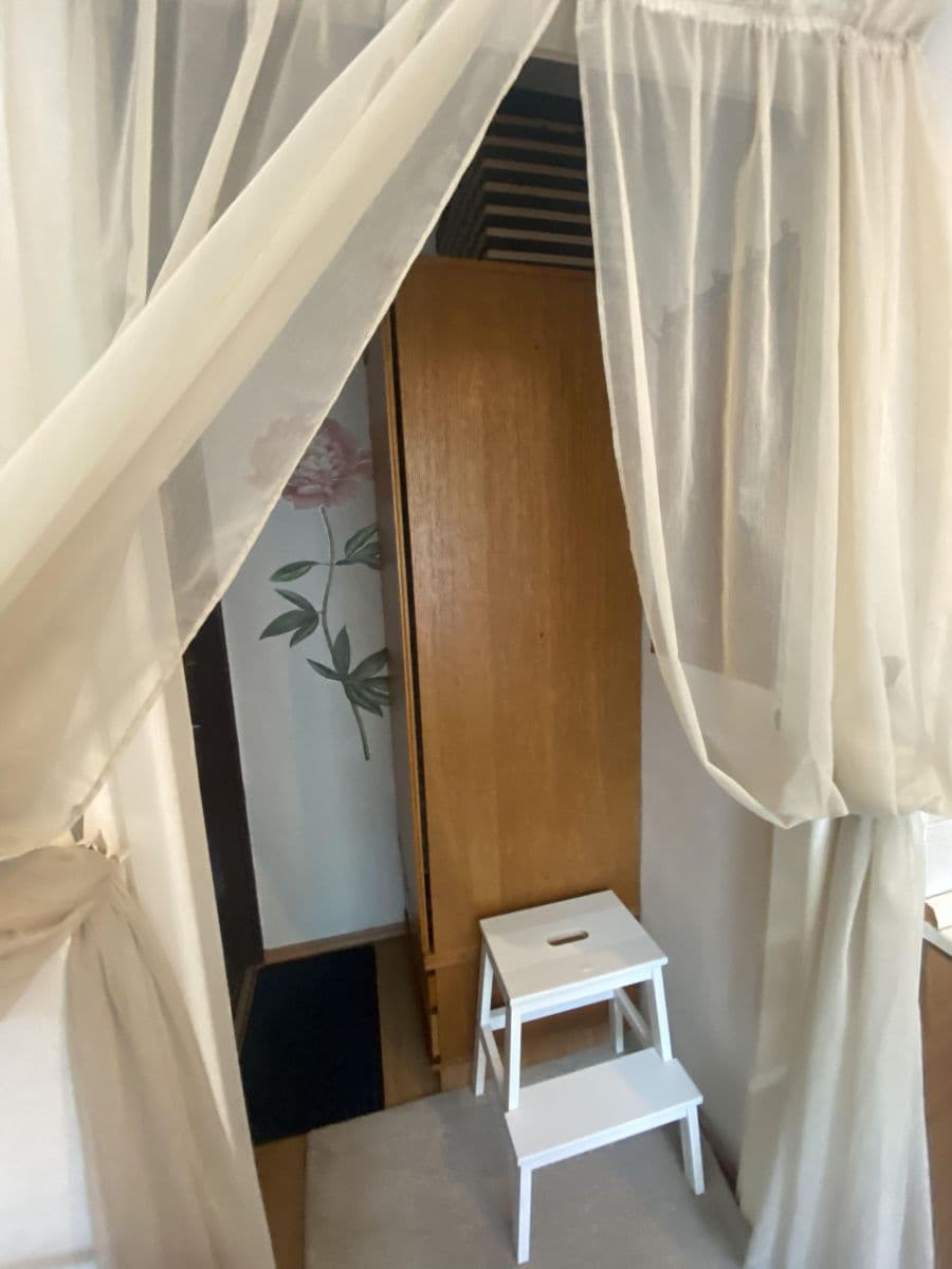 Prenájom bytu Garsoniéra 19 m², Pod Kotlářkou, Praha, Praha Prenájom bytu Garsoniéra 19 m², Pod Kotlářkou, Praha, Praha