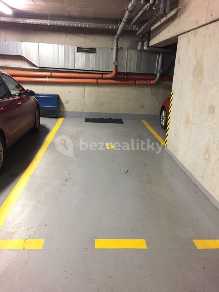 Prenájom garáže 15 m², Marciho, Praha, Praha Prenájom garáže 15 m², Marciho, Praha, Praha