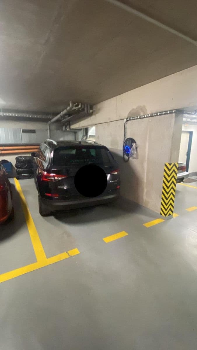 Prenájom garáže 15 m², Marciho, Praha, Praha Prenájom garáže 15 m², Marciho, Praha, Praha