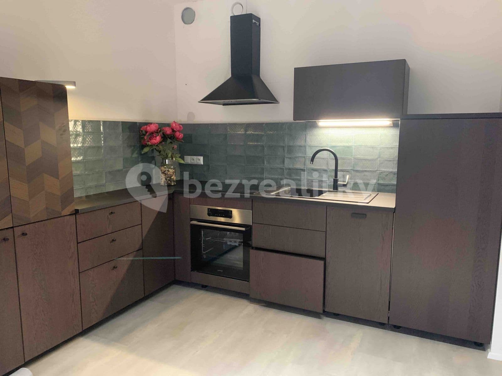 Prenájom bytu 1-izbový 34 m², U Pergamenky, Praha, Praha Prenájom bytu 1-izbový 34 m², U Pergamenky, Praha, Praha