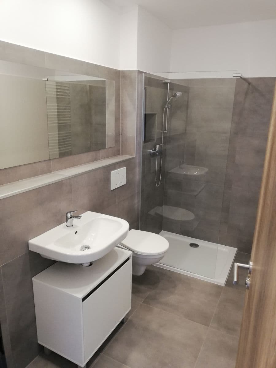 Prenájom bytu 1-izbový 32 m², Nerudova, Hradec Králové, Královéhradecký kraj Prenájom bytu 1-izbový 32 m², Nerudova, Hradec Králové, Královéhradecký kraj