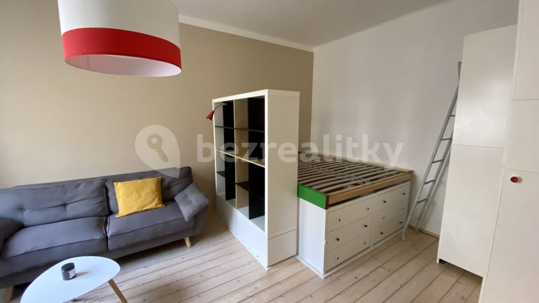 Prenájom bytu 1-izbový 45 m², Stupkova, Praha, Praha Prenájom bytu 1-izbový 45 m², Stupkova, Praha, Praha
