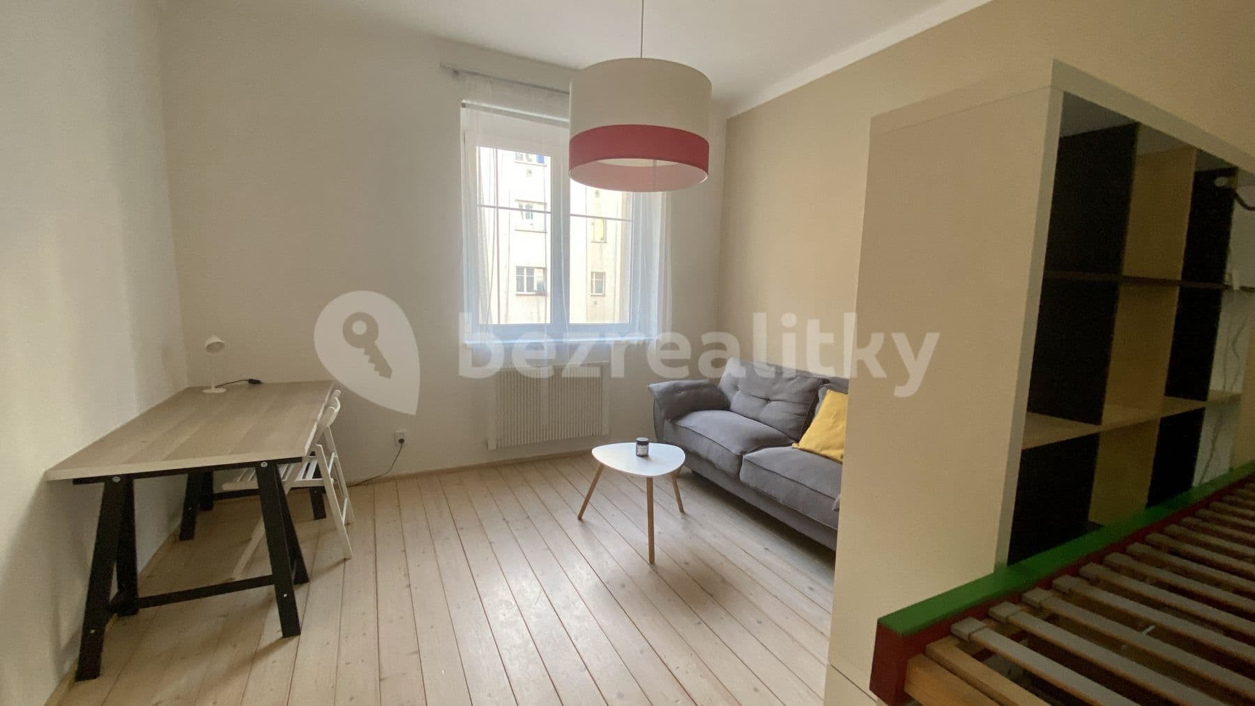 Prenájom bytu 1-izbový 45 m², Stupkova, Praha, Praha Prenájom bytu 1-izbový 45 m², Stupkova, Praha, Praha