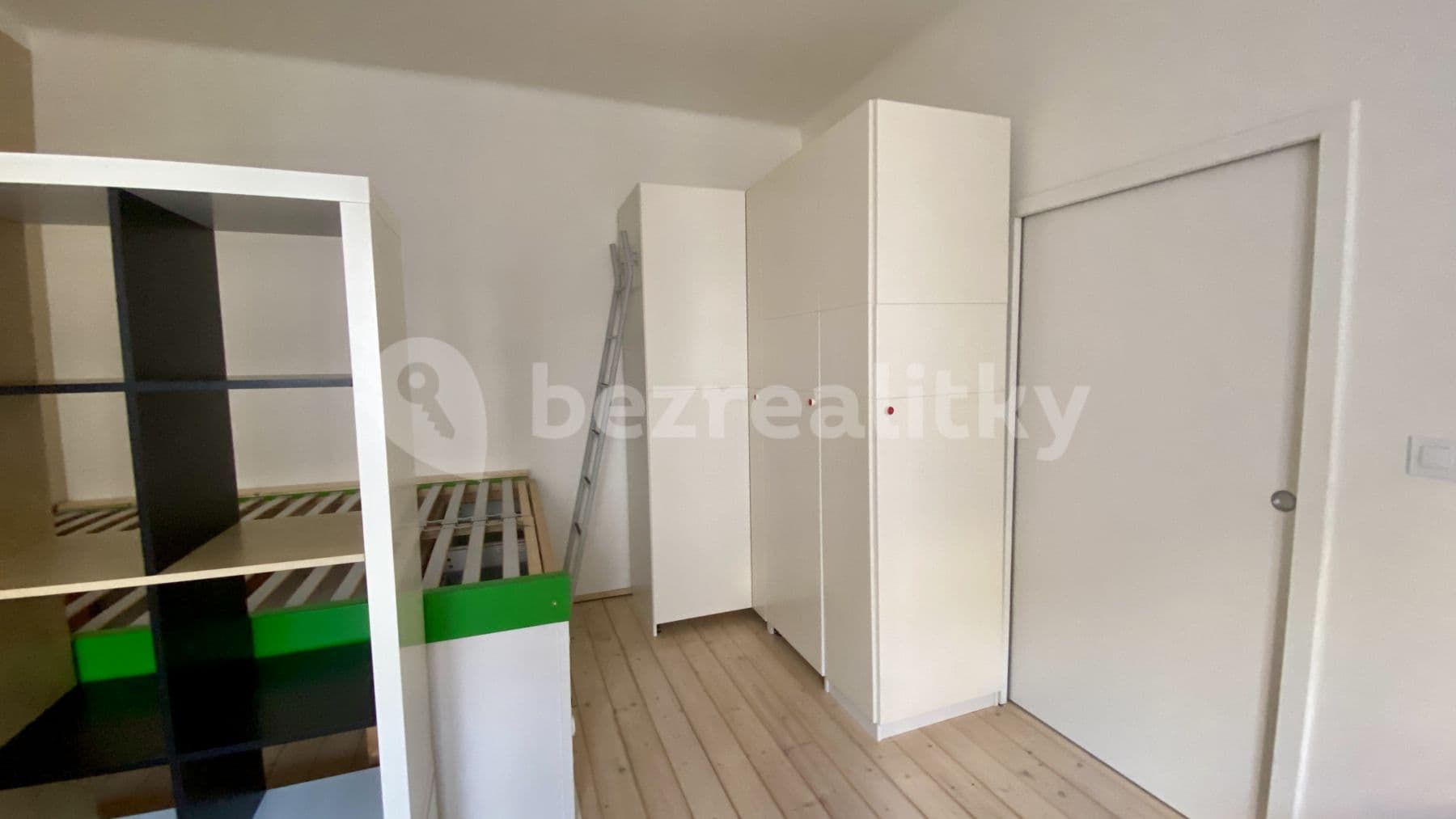 Prenájom bytu 1-izbový 45 m², Stupkova, Praha, Praha Prenájom bytu 1-izbový 45 m², Stupkova, Praha, Praha
