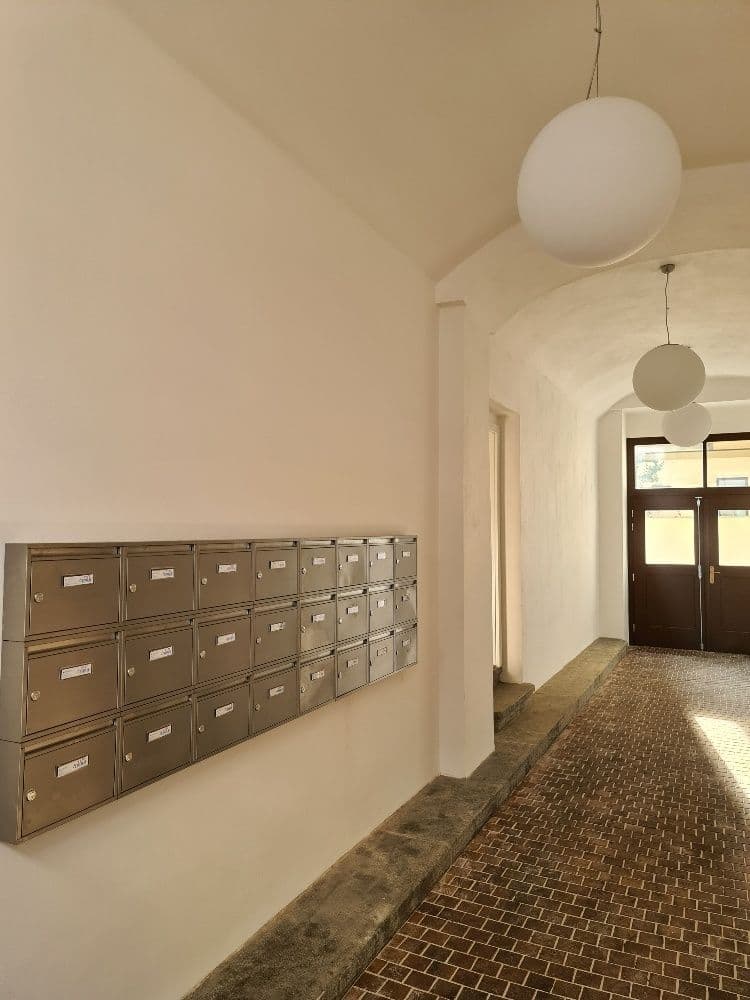 Prenájom bytu 2-izbový 47 m², Tusarova, Praha, Praha Prenájom bytu 2-izbový 47 m², Tusarova, Praha, Praha