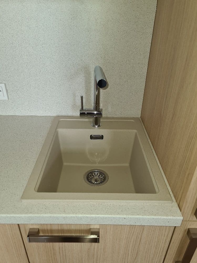 Prenájom bytu 2-izbový 47 m², Tusarova, Praha, Praha Prenájom bytu 2-izbový 47 m², Tusarova, Praha, Praha