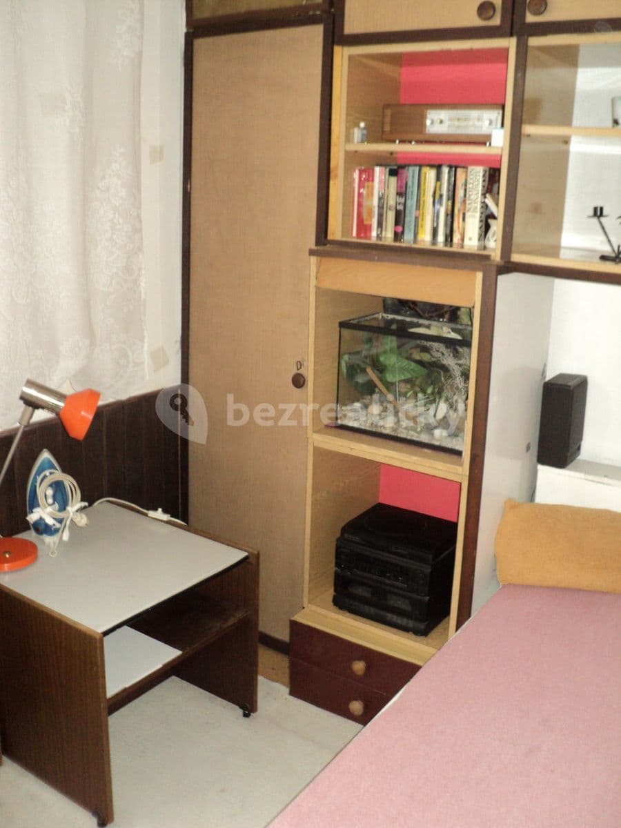 Prenájom bytu 1-izbový 31 m², Horníkova, Brno, Jihomoravský kraj