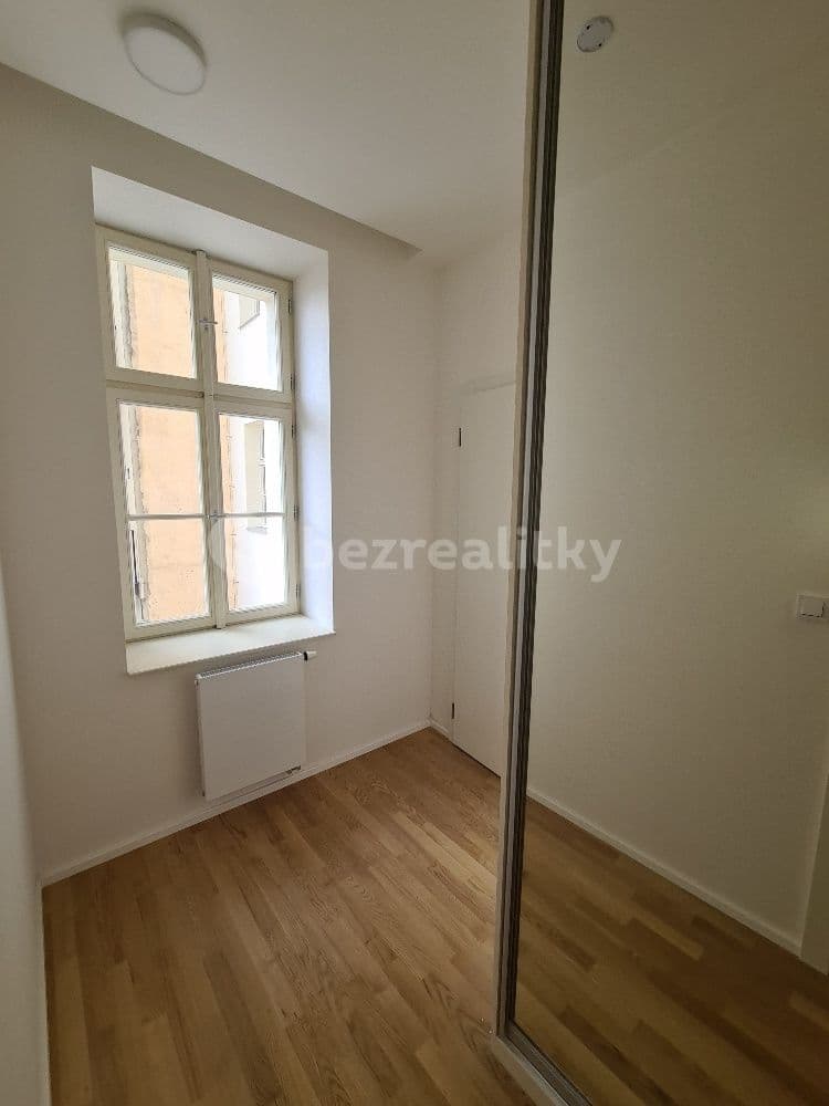 Prenájom bytu 2-izbový 47 m², Tusarova, Praha, Praha Prenájom bytu 2-izbový 47 m², Tusarova, Praha, Praha