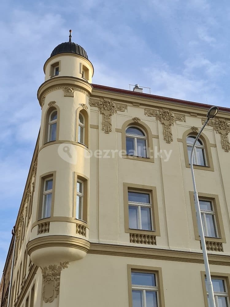 Prenájom bytu 2-izbový 47 m², Tusarova, Praha, Praha Prenájom bytu 2-izbový 47 m², Tusarova, Praha, Praha