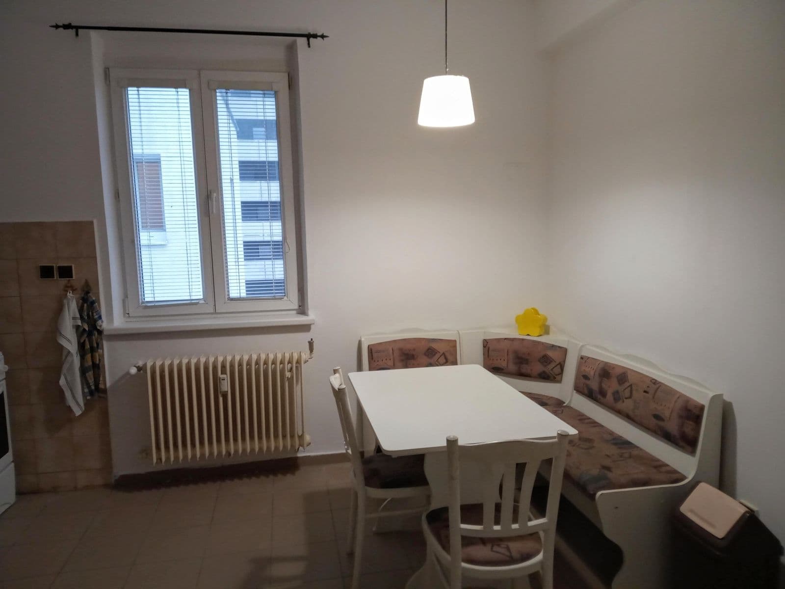 Prenájom bytu 2-izbový 50 m², Vajnorská, Nové Mesto, Bratislavský kraj Prenájom bytu 2-izbový 50 m², Vajnorská, Nové Mesto, Bratislavský kraj