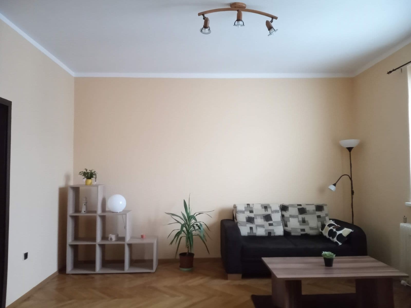 Prenájom bytu 2-izbový 50 m², Vajnorská, Nové Mesto, Bratislavský kraj Prenájom bytu 2-izbový 50 m², Vajnorská, Nové Mesto, Bratislavský kraj