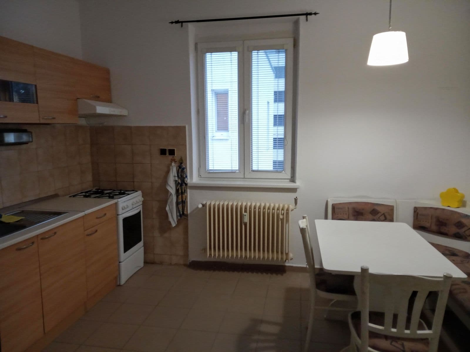 Prenájom bytu 2-izbový 50 m², Vajnorská, Nové Mesto, Bratislavský kraj Prenájom bytu 2-izbový 50 m², Vajnorská, Nové Mesto, Bratislavský kraj