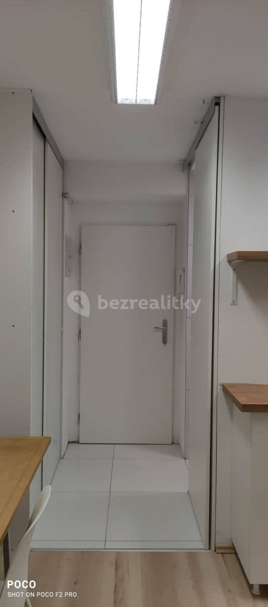 Prenájom nebytového priestoru 16 m², Klánovická, Praha, Praha Prenájom nebytového priestoru 16 m², Klánovická, Praha, Praha