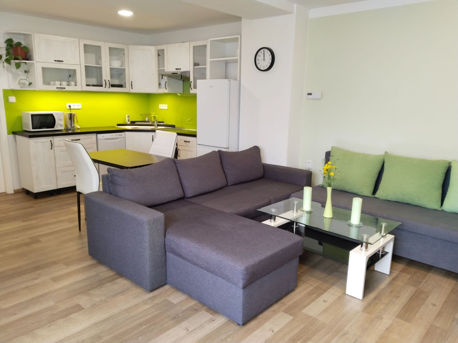 Prenájom bytu 3-izbový 68 m², Pod Vlkem, Praha, Praha Prenájom bytu 3-izbový 68 m², Pod Vlkem, Praha, Praha