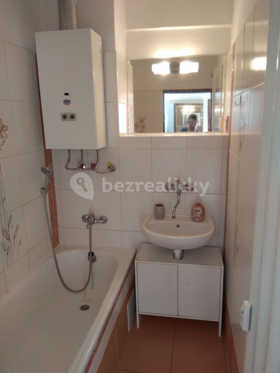 Prenájom bytu 1-izbový 39 m², Průmyslová, Hradec Králové, Královéhradecký kraj Prenájom bytu 1-izbový 39 m², Průmyslová, Hradec Králové, Královéhradecký kraj