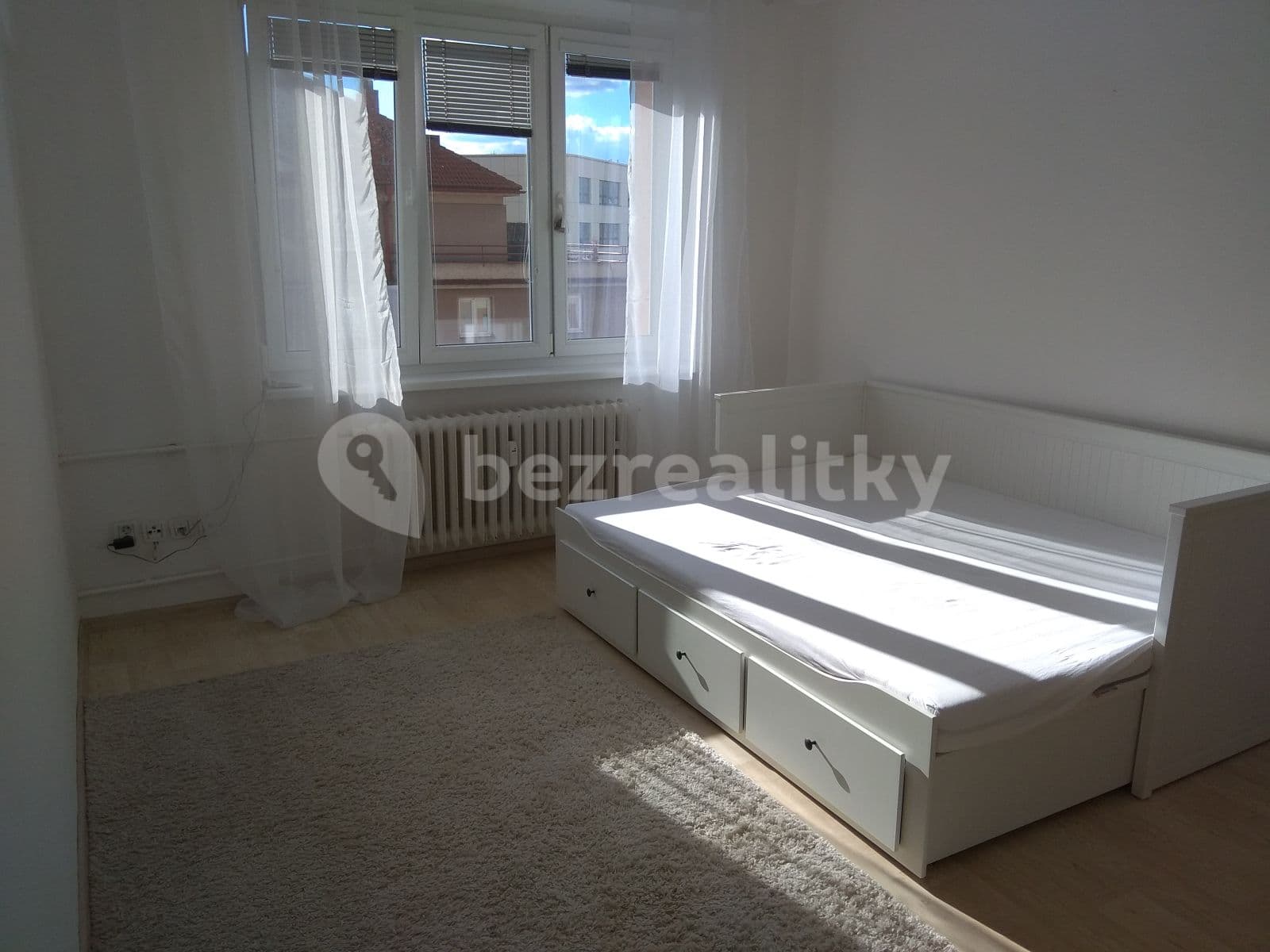 Prenájom bytu 1-izbový 39 m², Průmyslová, Hradec Králové, Královéhradecký kraj Prenájom bytu 1-izbový 39 m², Průmyslová, Hradec Králové, Královéhradecký kraj