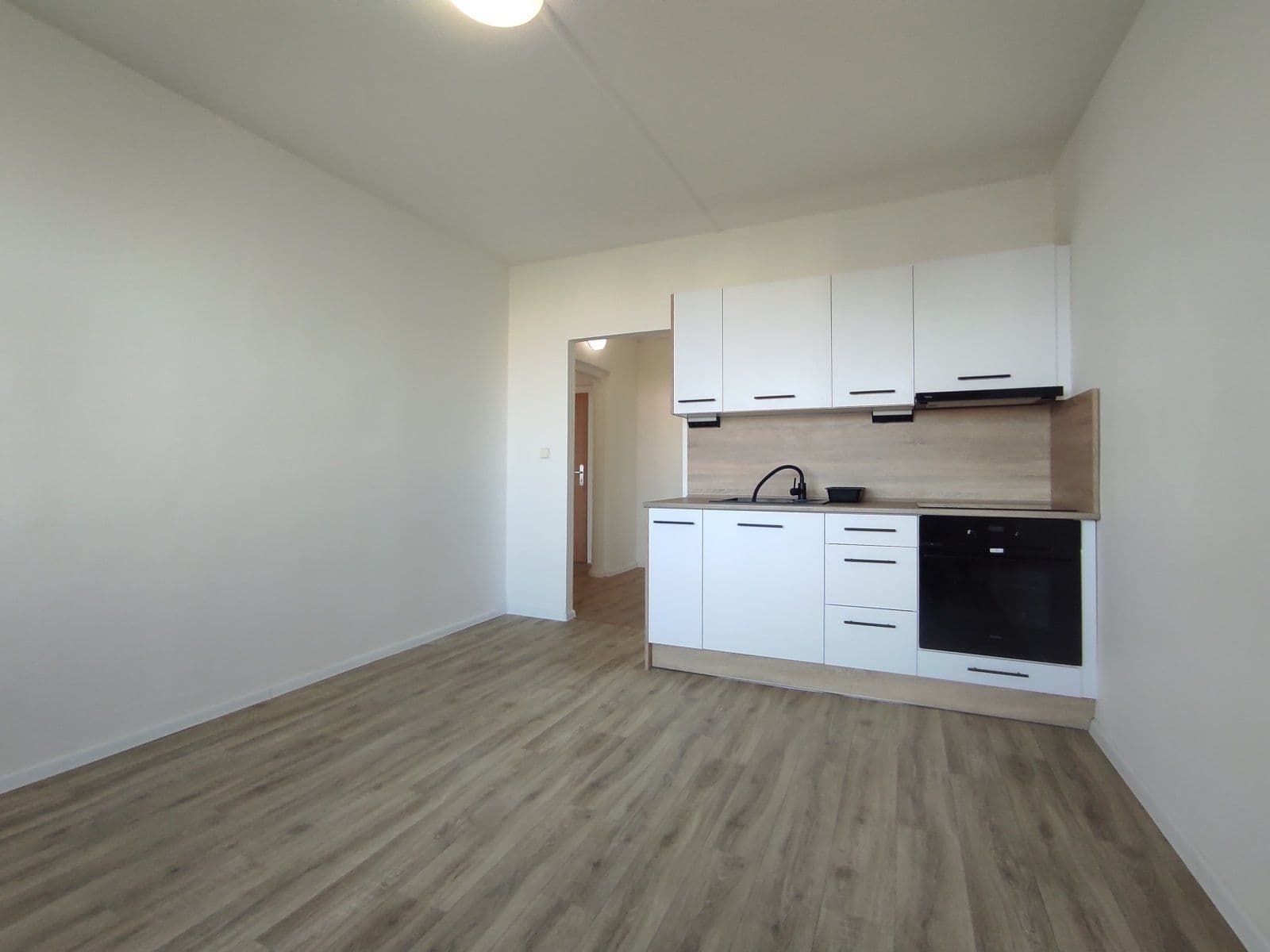 Prenájom bytu 2-izbový 49 m², Masarykova třída, Orlová, Moravskoslezský kraj Prenájom bytu 2-izbový 49 m², Masarykova třída, Orlová, Moravskoslezský kraj