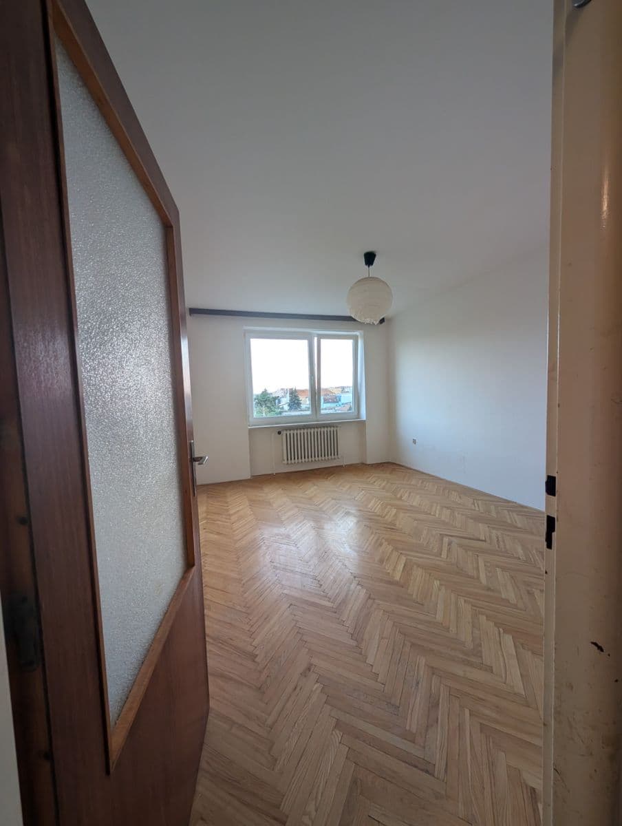 Prenájom bytu 2-izbový 55 m², náměstí Republiky, Brno, Jihomoravský kraj Prenájom bytu 2-izbový 55 m², náměstí Republiky, Brno, Jihomoravský kraj