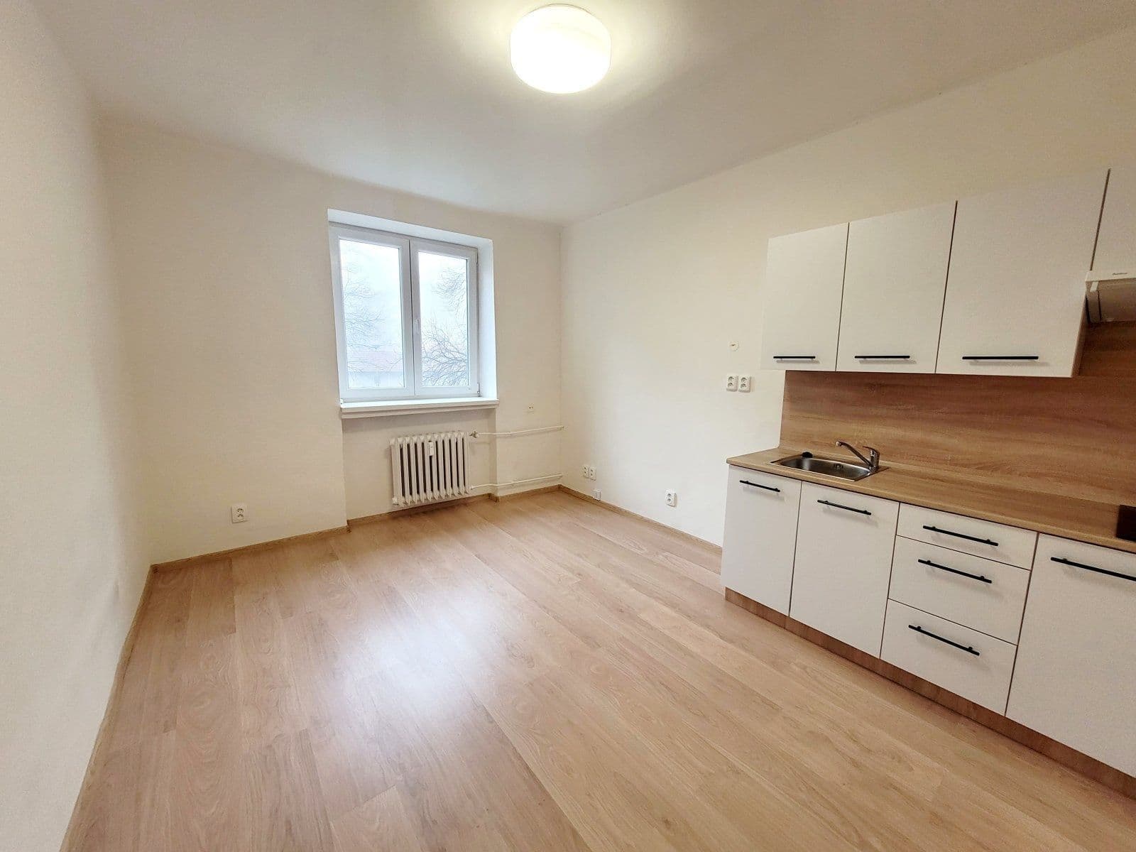 Prenájom bytu 1-izbový 22 m², Vardasova, Havířov, Moravskoslezský kraj Prenájom bytu 1-izbový 22 m², Vardasova, Havířov, Moravskoslezský kraj