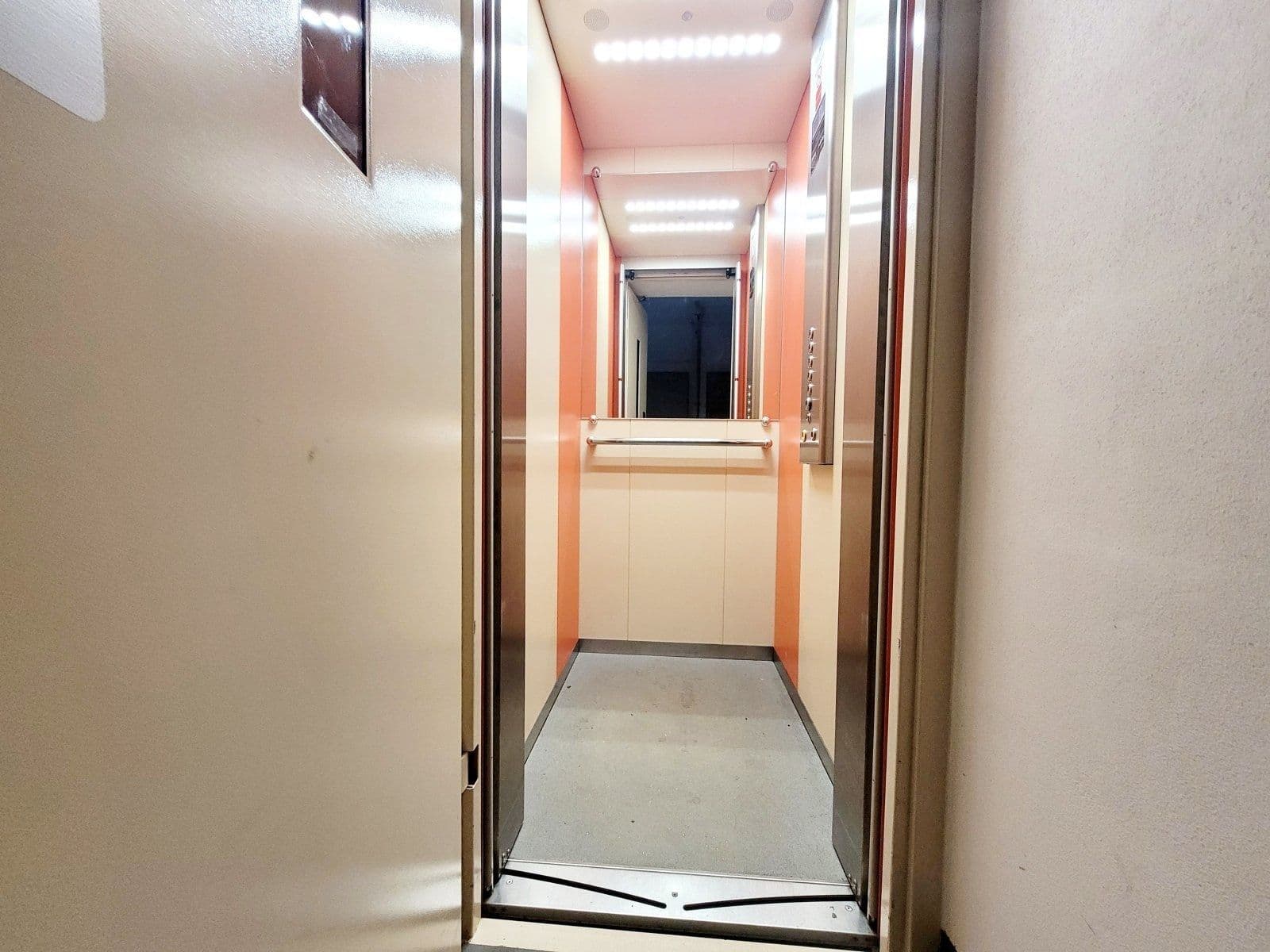 Prenájom bytu 1-izbový 22 m², Vardasova, Havířov, Moravskoslezský kraj Prenájom bytu 1-izbový 22 m², Vardasova, Havířov, Moravskoslezský kraj