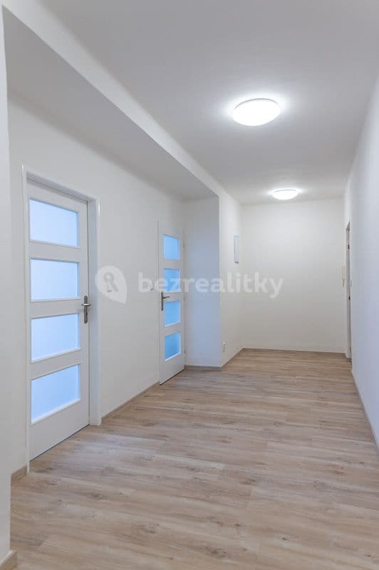 Prenájom bytu 2-izbový 65 m², Gorkého, Pardubice, Pardubický kraj Prenájom bytu 2-izbový 65 m², Gorkého, Pardubice, Pardubický kraj