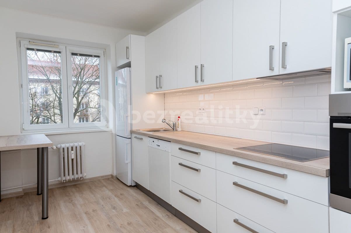 Prenájom bytu 2-izbový 65 m², Gorkého, Pardubice, Pardubický kraj Prenájom bytu 2-izbový 65 m², Gorkého, Pardubice, Pardubický kraj