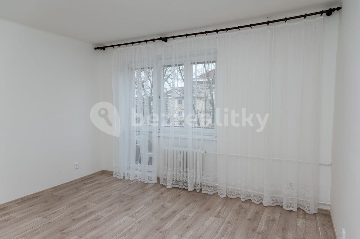 Prenájom bytu 2-izbový 65 m², Gorkého, Pardubice, Pardubický kraj Prenájom bytu 2-izbový 65 m², Gorkého, Pardubice, Pardubický kraj