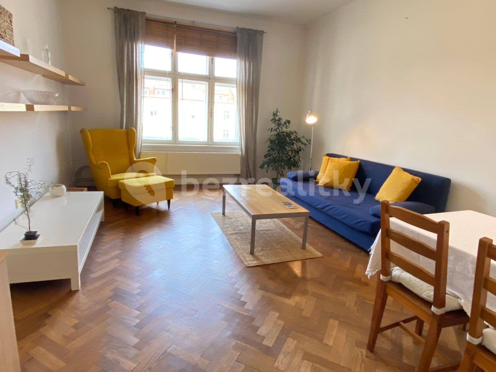 Prenájom bytu 2-izbový 47 m², Biskupcova, Praha, Praha Prenájom bytu 2-izbový 47 m², Biskupcova, Praha, Praha