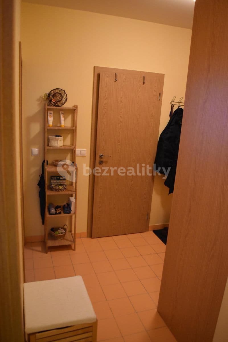 Prenájom bytu 2-izbový 57 m², U Hostavického potoka, Praha, Praha Prenájom bytu 2-izbový 57 m², U Hostavického potoka, Praha, Praha