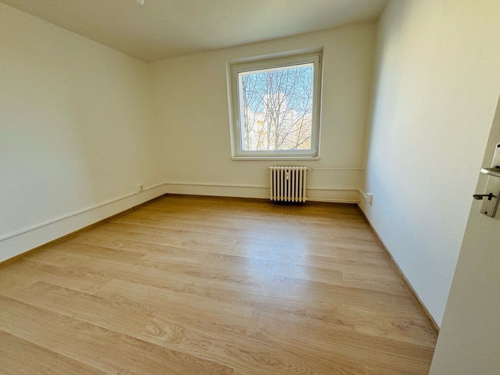 Prenájom bytu 3-izbový 66 m², Československé armády, Frýdek-Místek, Moravskoslezský kraj Prenájom bytu 3-izbový 66 m², Československé armády, Frýdek-Místek, Moravskoslezský kraj