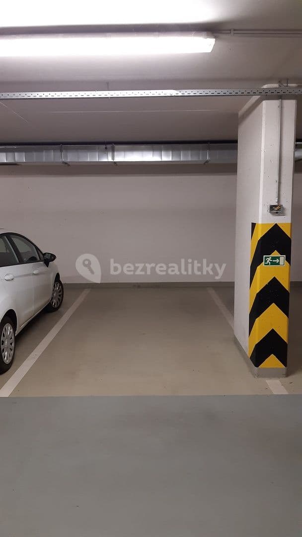 Prenájom bytu 2-izbový 65 m², Sousedíkova, Praha, Praha Prenájom bytu 2-izbový 65 m², Sousedíkova, Praha, Praha