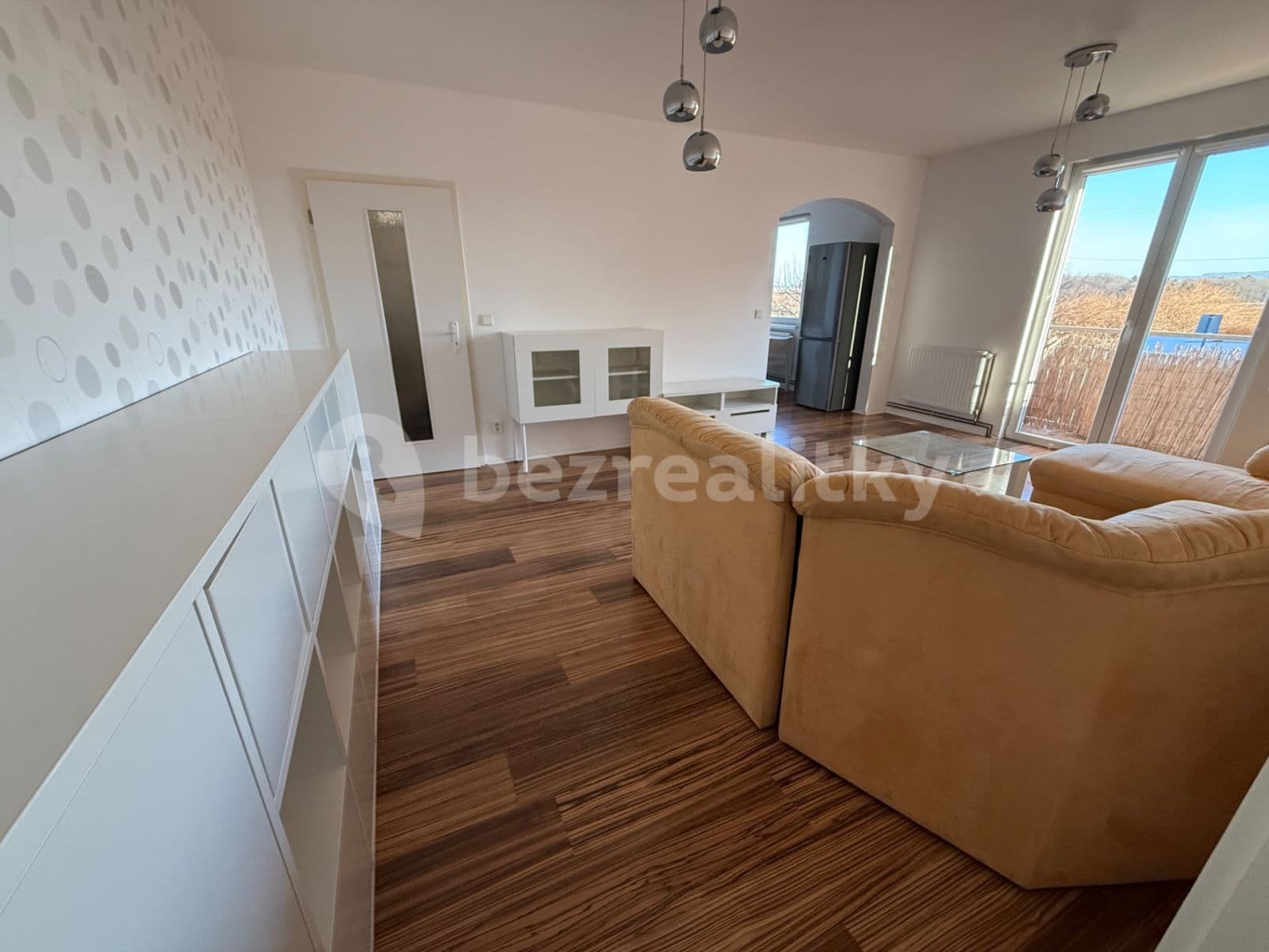 Prenájom bytu 2-izbový 62 m², Průběžná, Nupaky, Středočeský kraj Prenájom bytu 2-izbový 62 m², Průběžná, Nupaky, Středočeský kraj