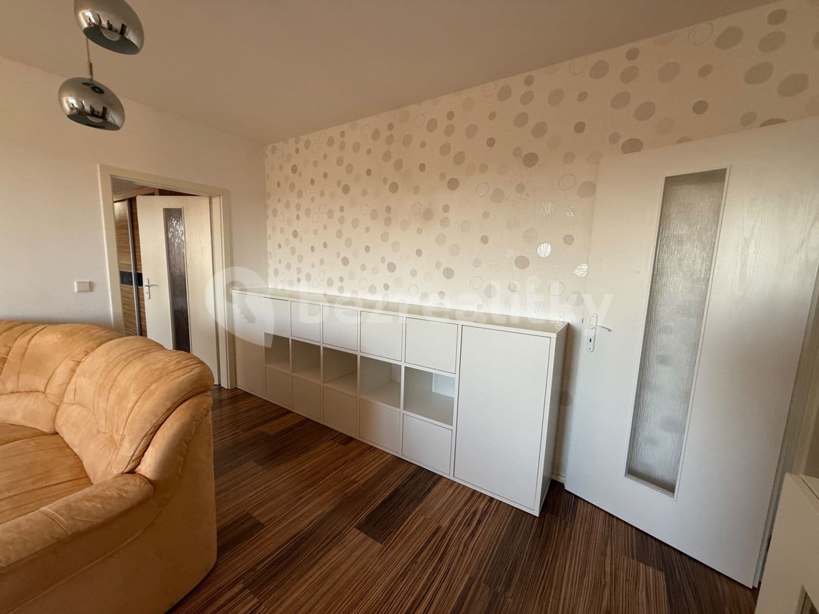 Prenájom bytu 2-izbový 62 m², Průběžná, Nupaky, Středočeský kraj Prenájom bytu 2-izbový 62 m², Průběžná, Nupaky, Středočeský kraj