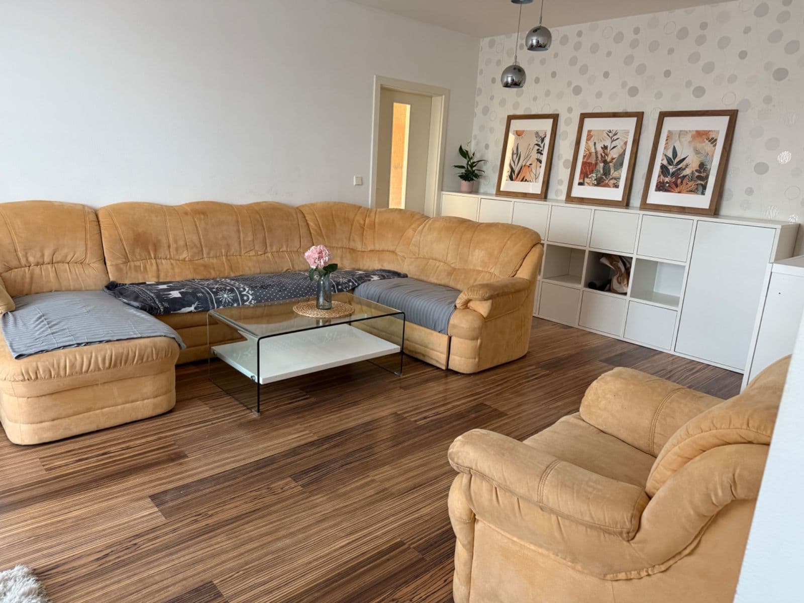 Prenájom bytu 2-izbový 62 m², Průběžná, Nupaky, Středočeský kraj Prenájom bytu 2-izbový 62 m², Průběžná, Nupaky, Středočeský kraj