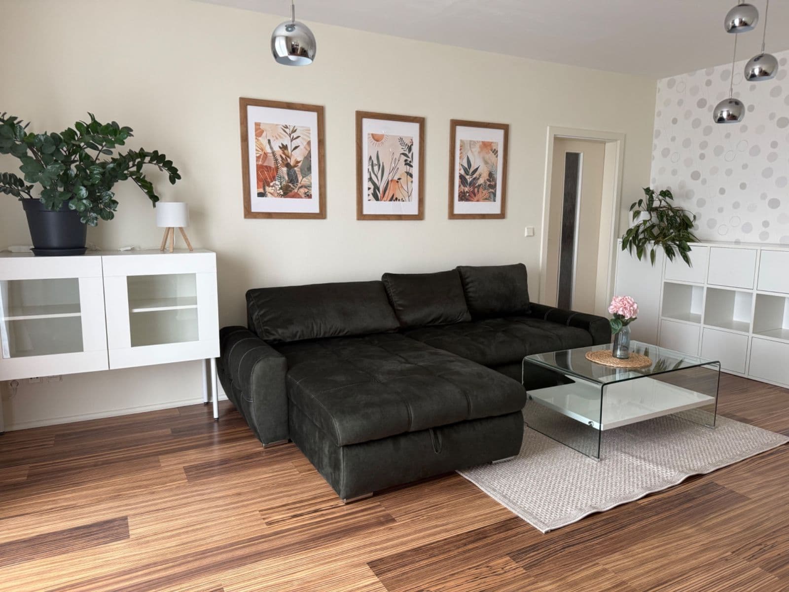 Prenájom bytu 2-izbový 62 m², Průběžná, Nupaky, Středočeský kraj Prenájom bytu 2-izbový 62 m², Průběžná, Nupaky, Středočeský kraj