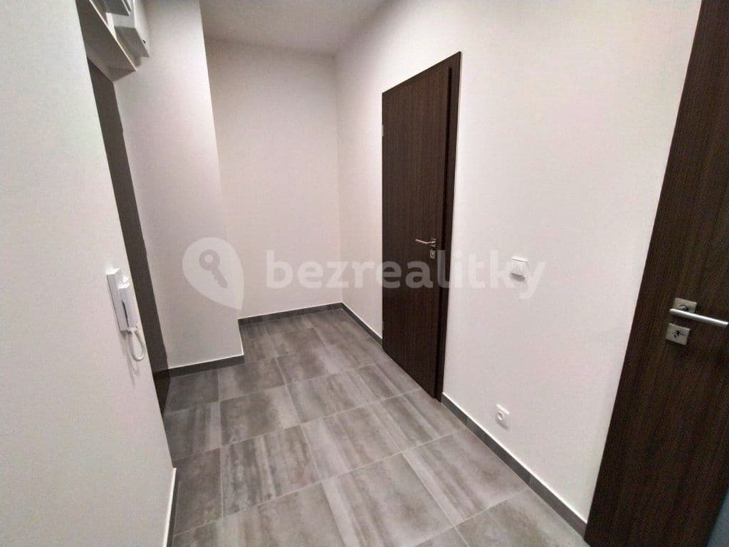 Prenájom bytu 2-izbový 55 m², Jihlava, Kraj Vysočina Prenájom bytu 2-izbový 55 m², Jihlava, Kraj Vysočina