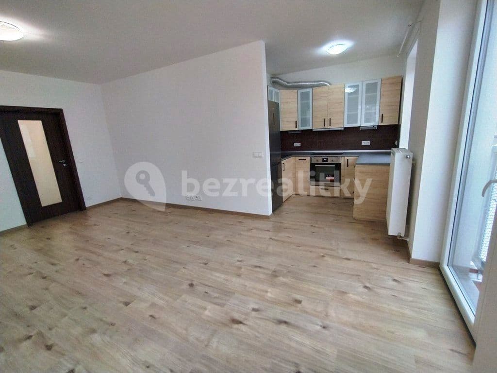 Prenájom bytu 2-izbový 55 m², Jihlava, Kraj Vysočina Prenájom bytu 2-izbový 55 m², Jihlava, Kraj Vysočina