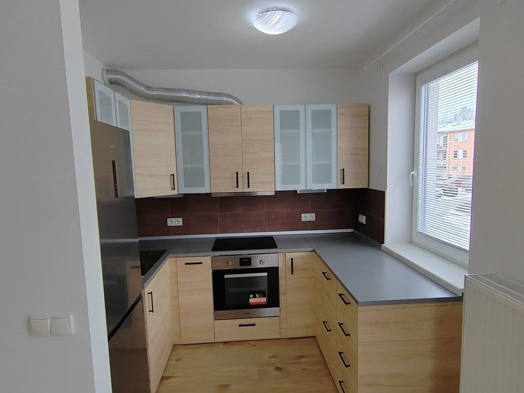 Prenájom bytu 2-izbový 53 m², Jihlava, Kraj Vysočina Prenájom bytu 2-izbový 53 m², Jihlava, Kraj Vysočina