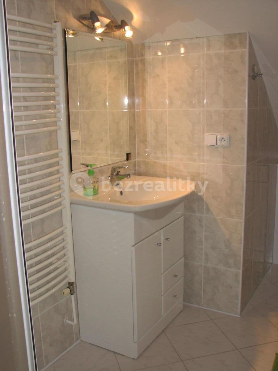 Prenájom bytu 2-izbový 72 m², Mezitraťová, Praha, Praha Prenájom bytu 2-izbový 72 m², Mezitraťová, Praha, Praha