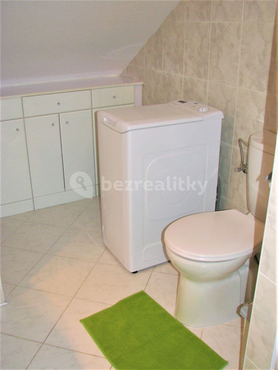 Prenájom bytu 2-izbový 72 m², Mezitraťová, Praha, Praha Prenájom bytu 2-izbový 72 m², Mezitraťová, Praha, Praha