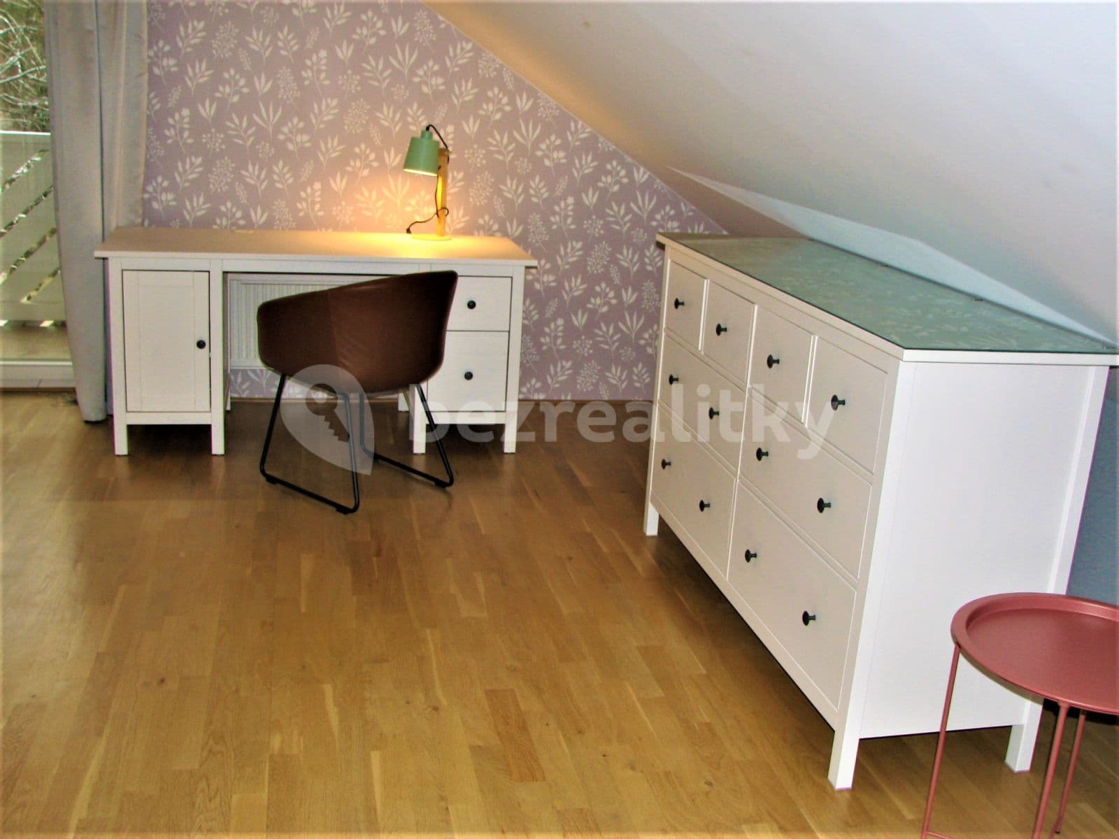 Prenájom bytu 2-izbový 72 m², Mezitraťová, Praha, Praha Prenájom bytu 2-izbový 72 m², Mezitraťová, Praha, Praha